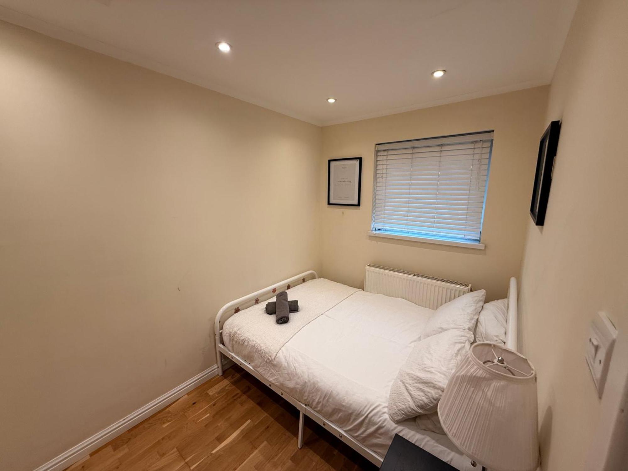 Two Bedroom Flat In The Heart Of Лондон Экстерьер фото